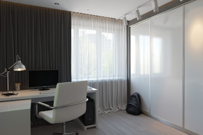 interno di un ufficio in un appartamento di 50 metri quadrati