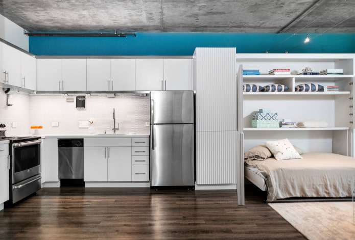 Loft monolocale allungato con letto trasformabile