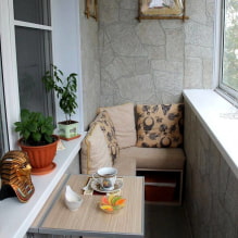 Come decorare magnificamente un piccolo balcone-1