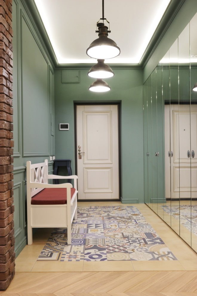 illuminazione all'interno di un piccolo corridoio