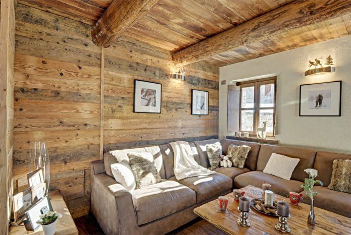 design del soffitto in stile chalet