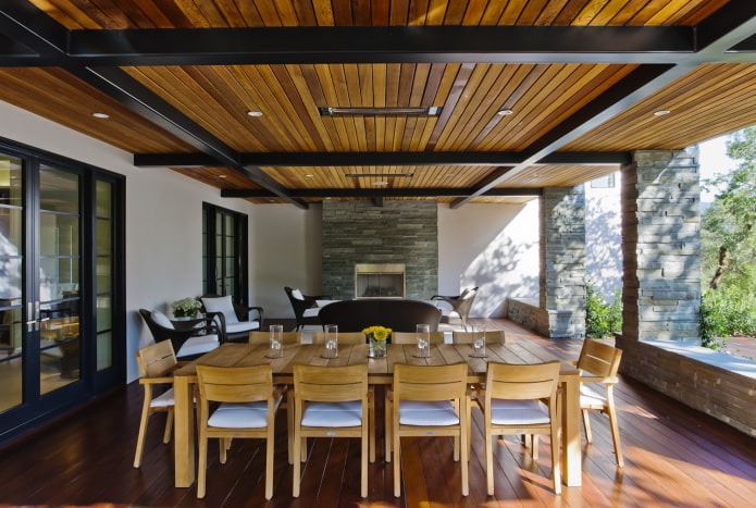 design del soffitto in veranda