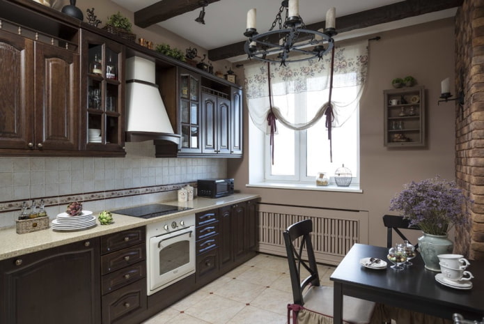 tende nell'interno della cucina