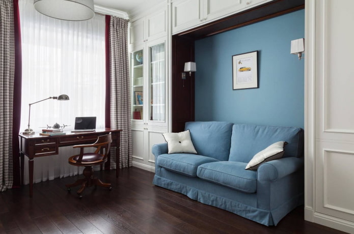 interno classico con divano