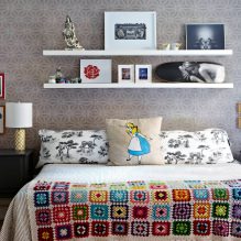 Design della camera da letto con carta da parati grigia: 70 migliori foto di interni-1