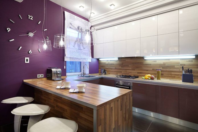  Bancone bar in una cucina a U 