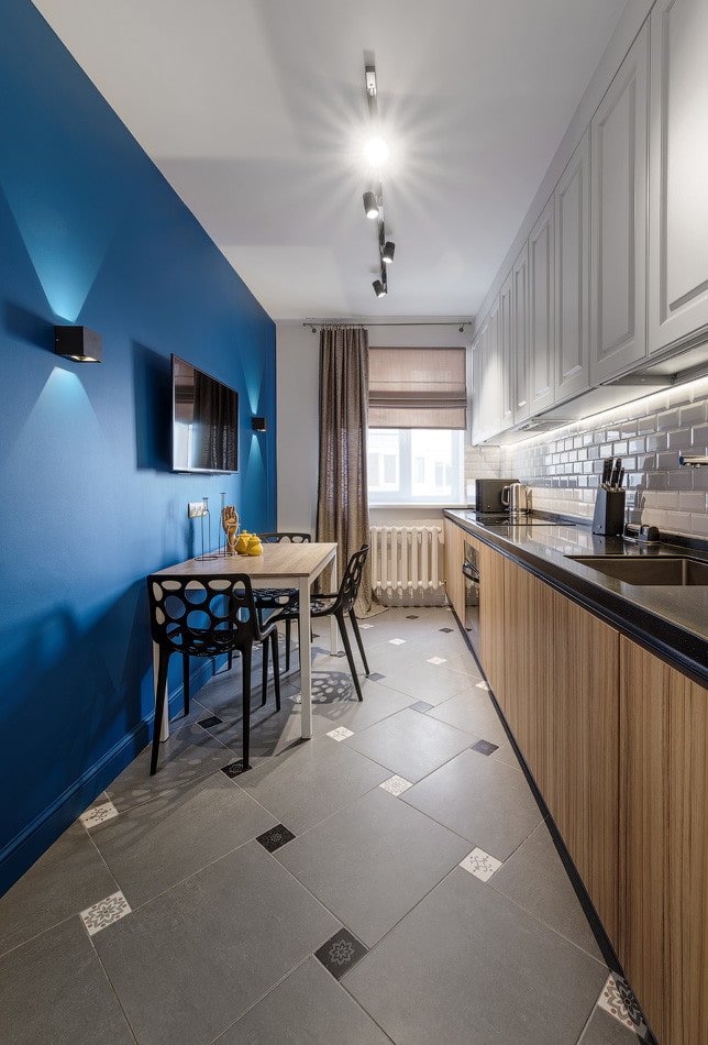 progettazione di uno spazio cucina stretto