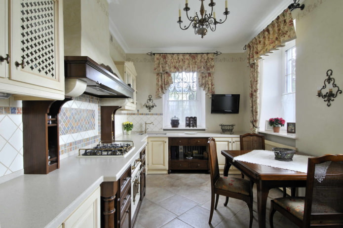 design degli interni di una cucina stretta
