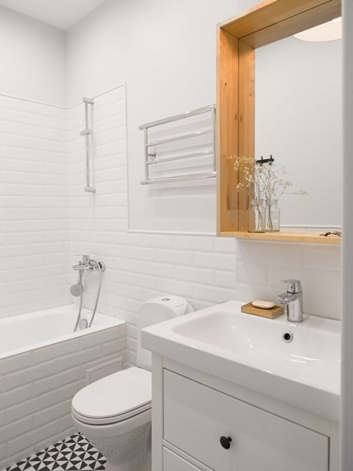 piastrelle in mattoni nel bagno