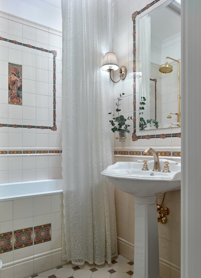 bagno in stile classico