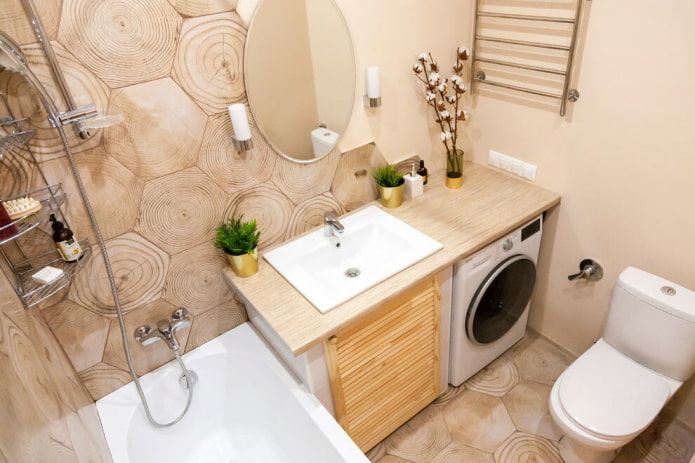 piastrelle effetto legno in bagno