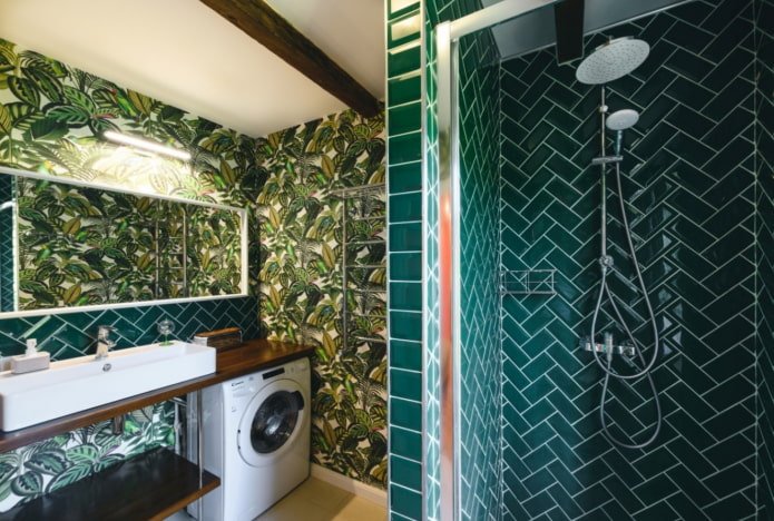 stampa tropicale in bagno