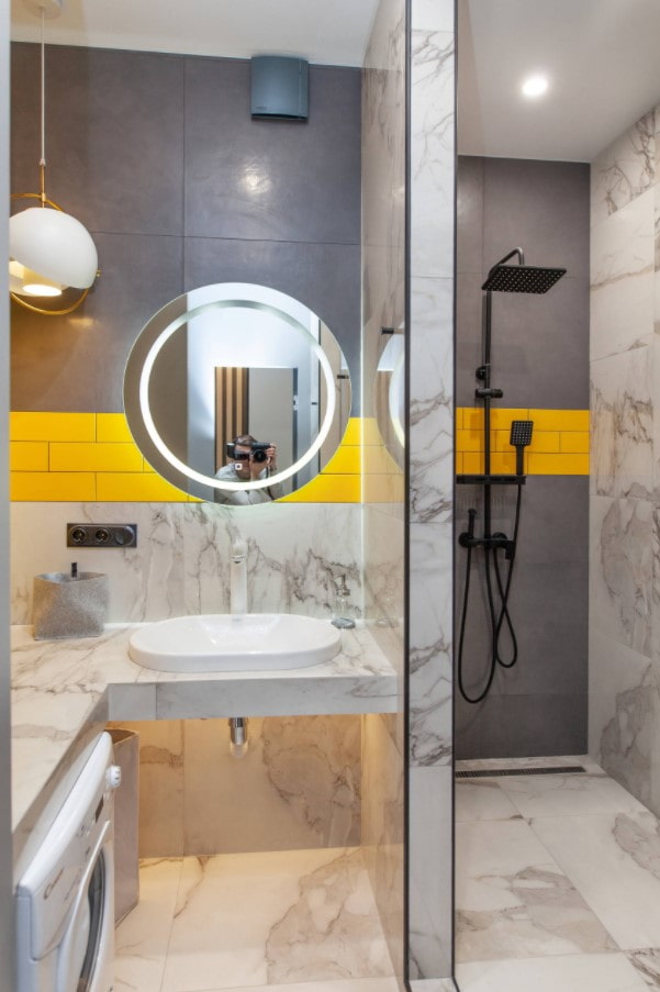 doccia aperta in bagno
