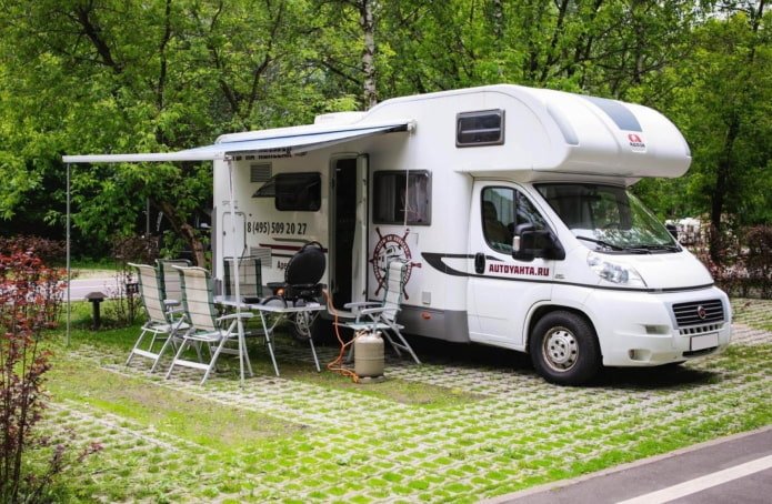 camper mansardato