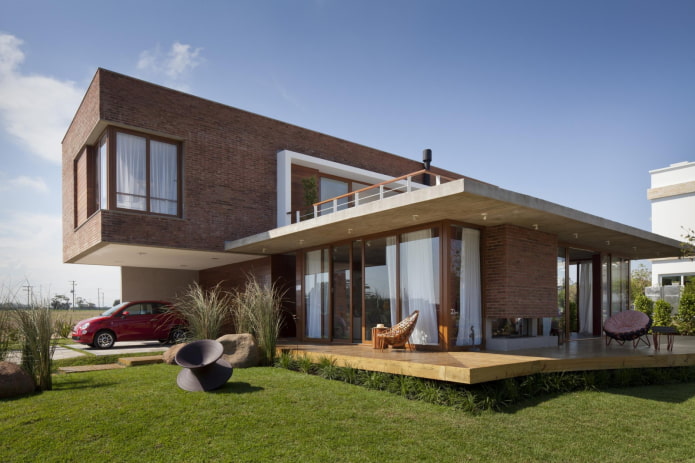 casa con terrazza in stile high-tech