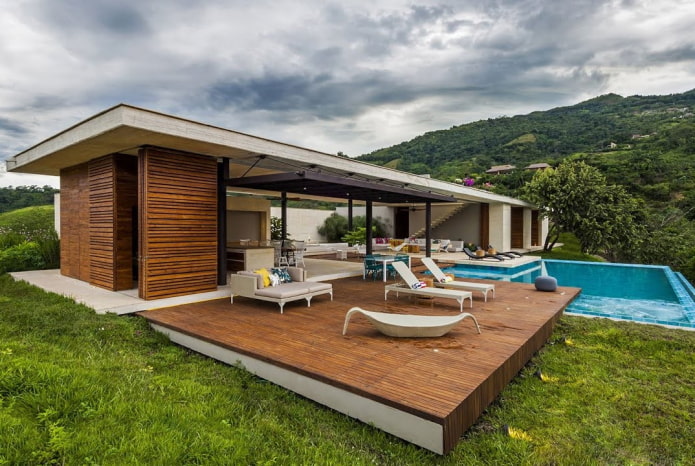 casa con terrazza in stile high-tech