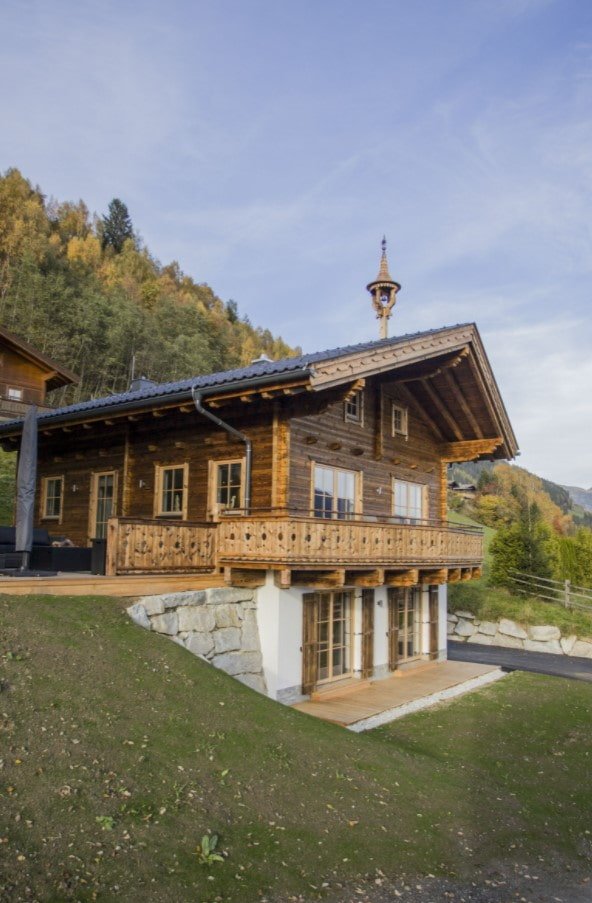 casa su un pendio