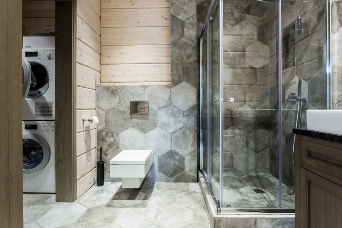 piatto doccia in piastrelle all'interno