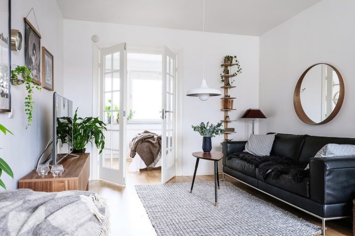 Porte alla francese nell'interno del soggiorno