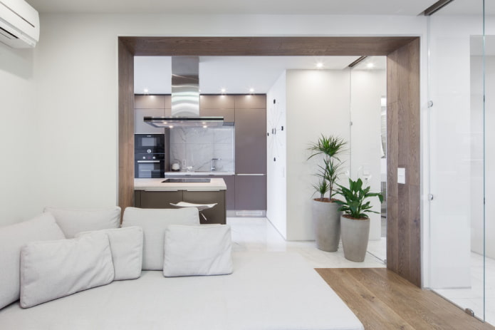 porta decorata con laminato