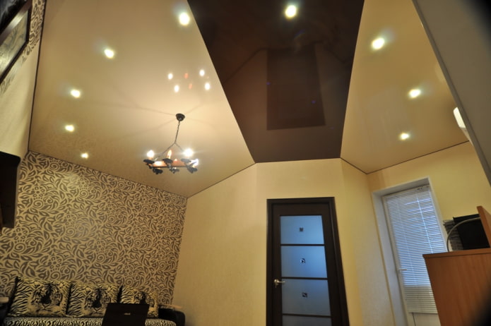struttura elastica beige e marrone