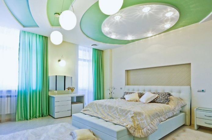 soffitto teso bicolore in camera da letto