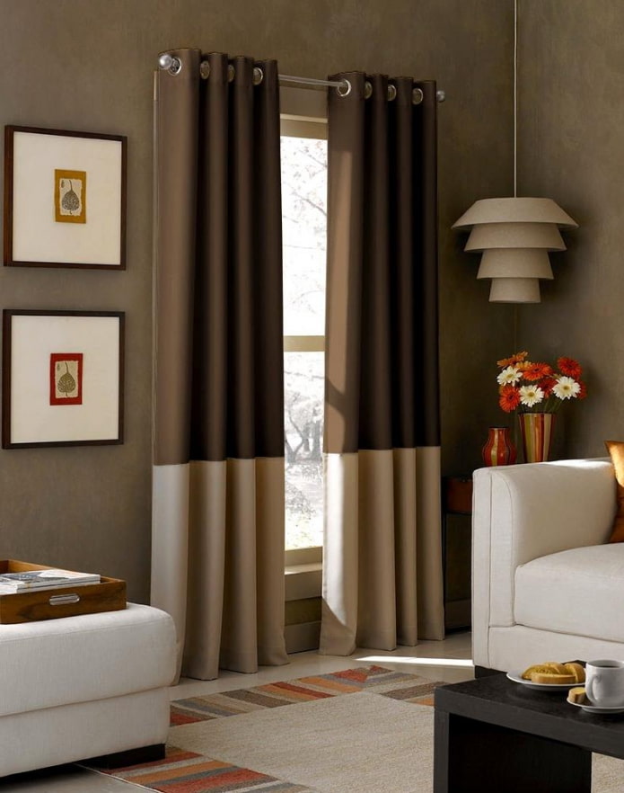 combinazione di beige e marrone sulle tende
