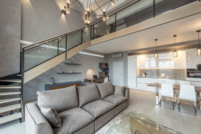 decorazione dell'interno di un appartamento a due livelli