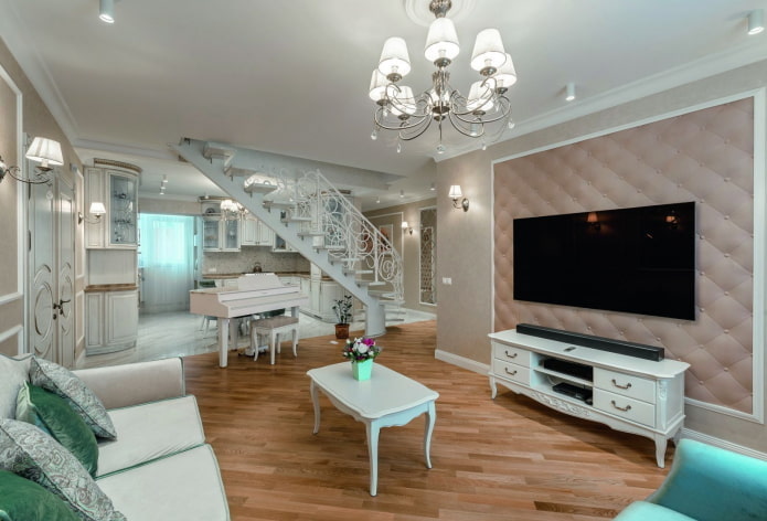 interno di un appartamento a due livelli in stile provenzale