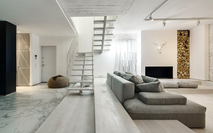 interno di un appartamento su due livelli in stile minimalista