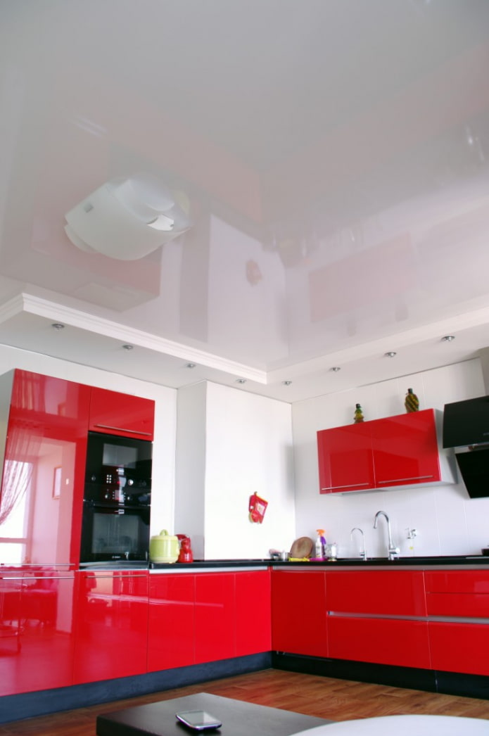 progettazione ad angolo a due livelli in cucina