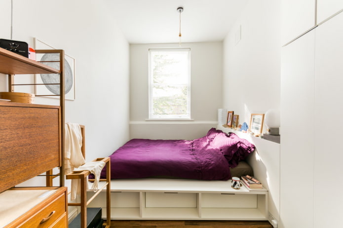 letto matrimoniale-podio all'interno
