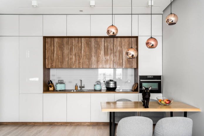 set da cucina spazioso
