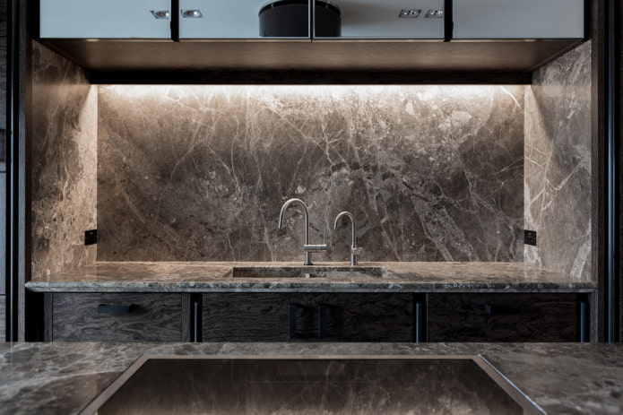 pietra nella decorazione del grembiule da cucina