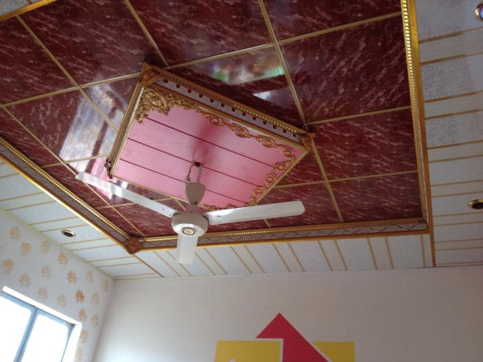 costruzione del soffitto figurato in pannelli