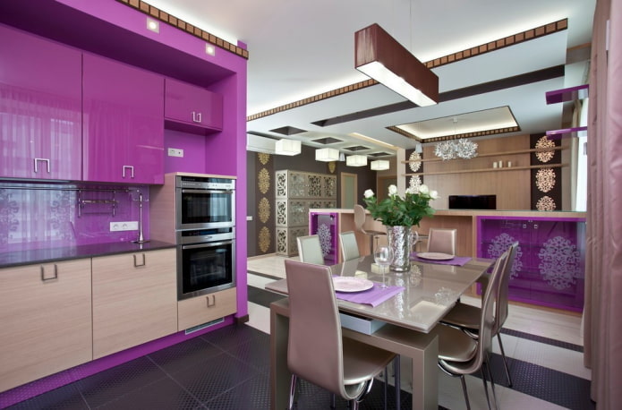 cucina nei toni del viola in stile art déco