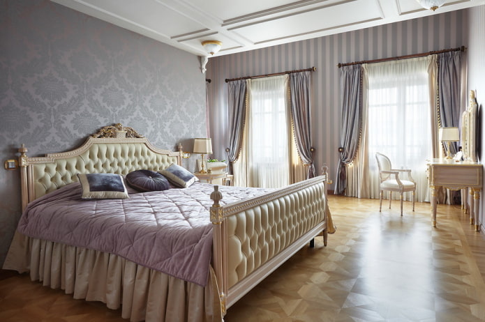 interno della camera da letto beige e viola