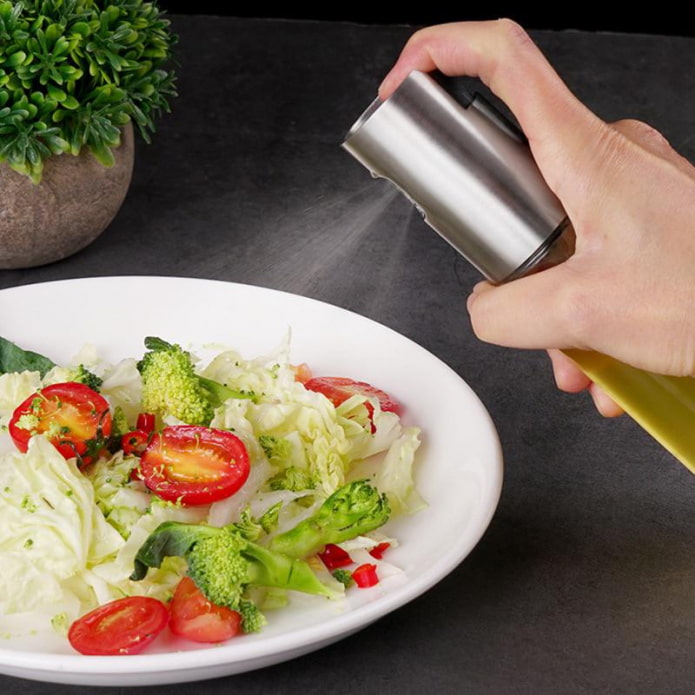 Spruzzatore per olio