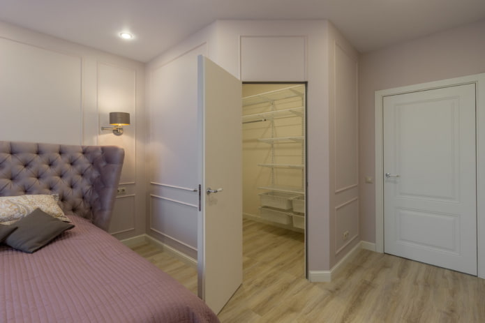 spogliatoio separato all'interno della camera da letto