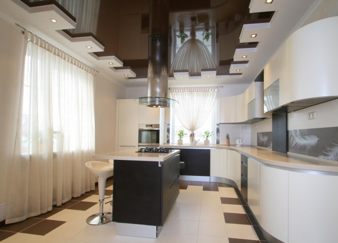 cartongesso costruzione con soffitto teso in cucina