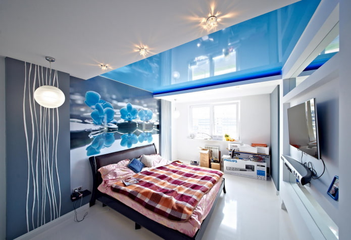Combinazione di cartongesso con soffitto teso