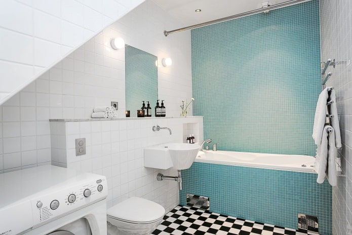 bagno bianco e blu