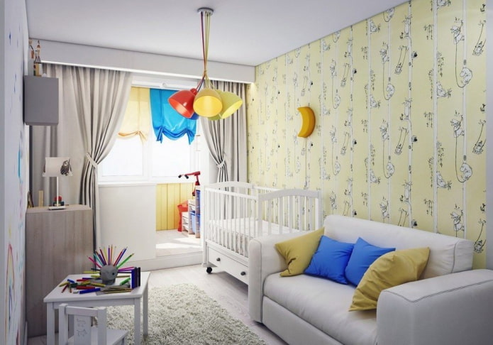 interno di un piccolo soggiorno abbinato a una cameretta per bambini
