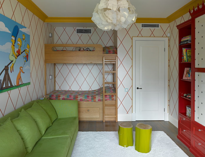 interno di un piccolo soggiorno combinato con una camera per bambini