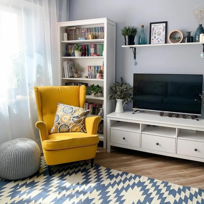 poltrona ikea gialla