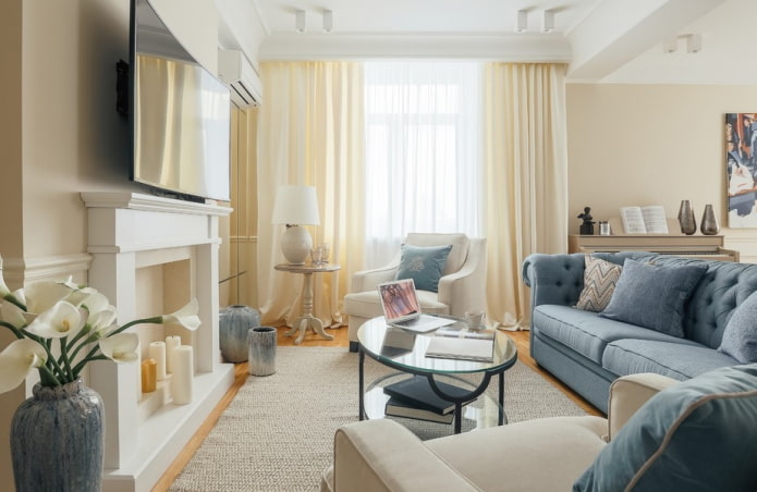 interno del soggiorno nei toni del beige e del blu