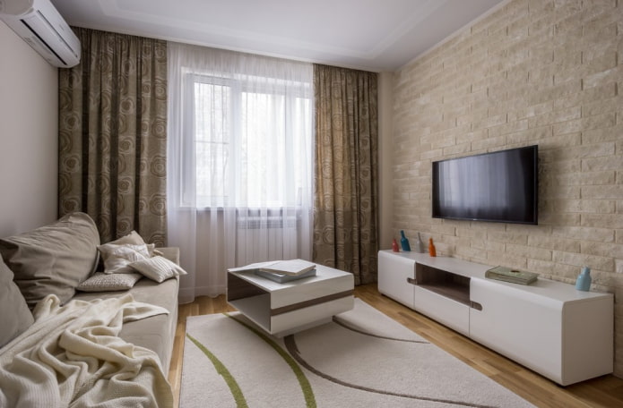 soggiorno beige all'interno di un appartamento di Krusciov