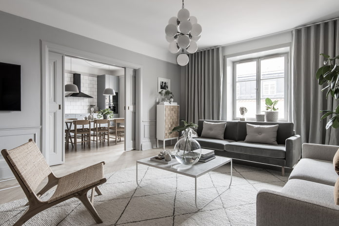 design degli interni del soggiorno in tonalità di grigio