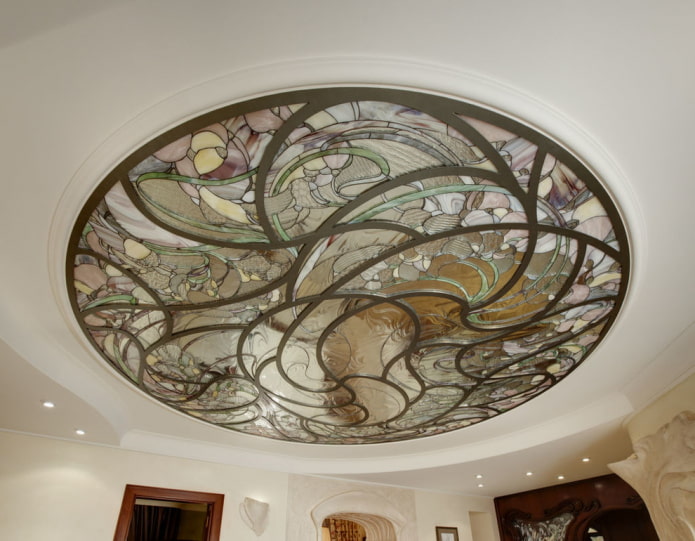 Soffitto in vetro colorato