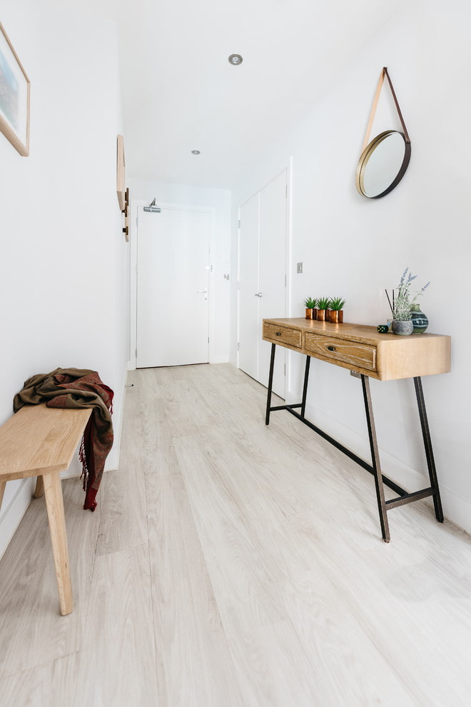 Linoleum chiaro